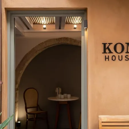 Kom House Σπίτι διακοπών *